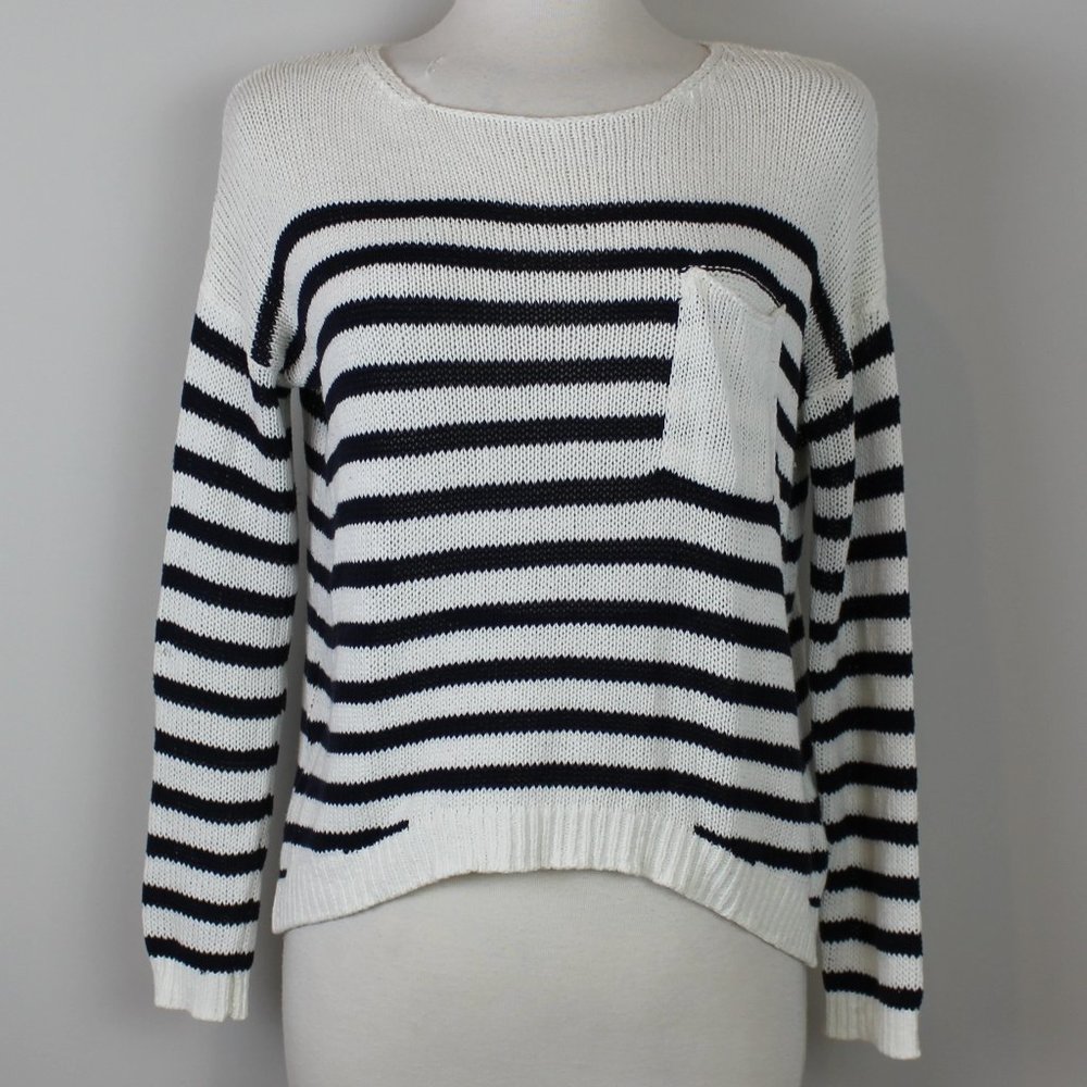 ❗️FINAL PRICE CLOSET CLOSING H&M White and Navy Striped Sweater size XS